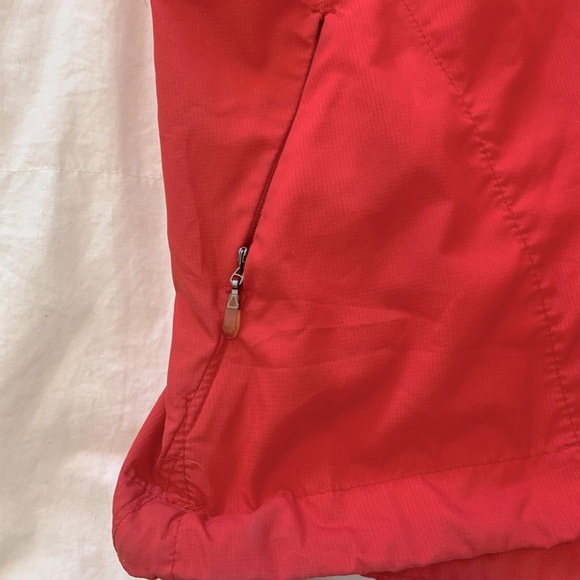 MEC womanโs shell - Picture 6 of 6